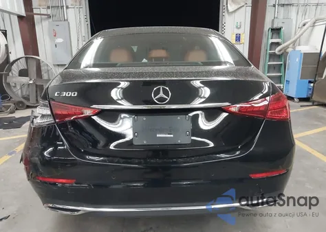 2025 Mercedes-Benz C 300 from USA, damaged, VIN W1KAF4GBXSR257799
